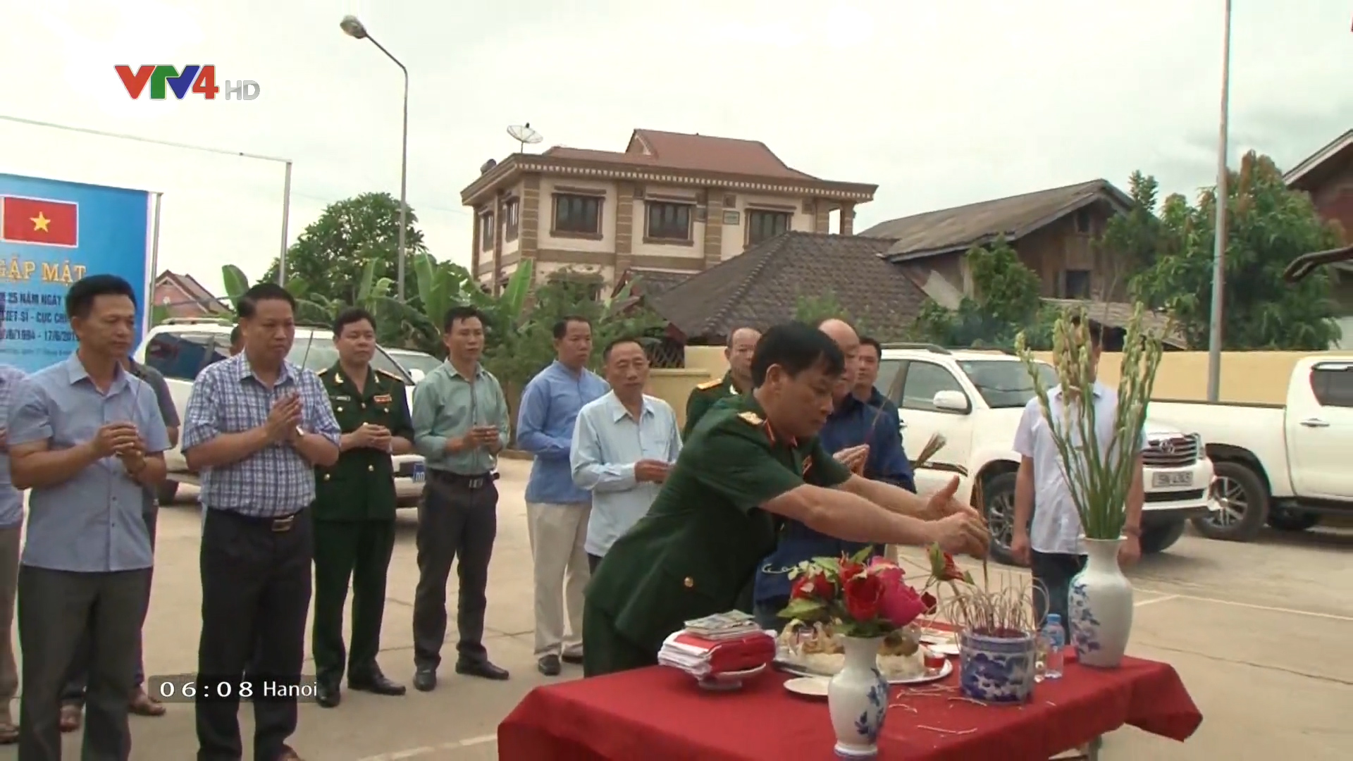 Hồi hương 12 hài cốt quân tình nguyện Việt Nam hy sinh tại Lào
